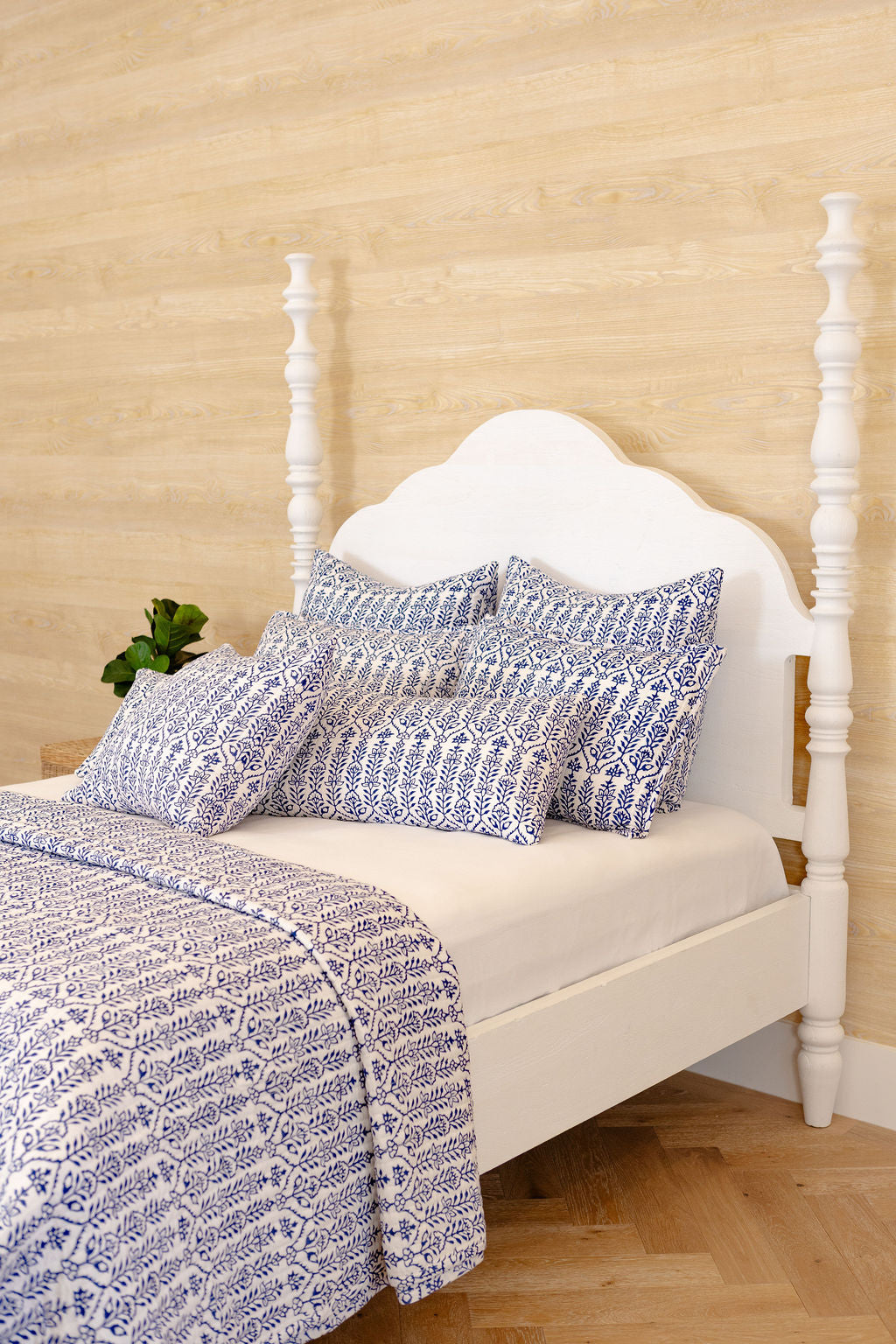 Throw Pillow Flower Row Marine