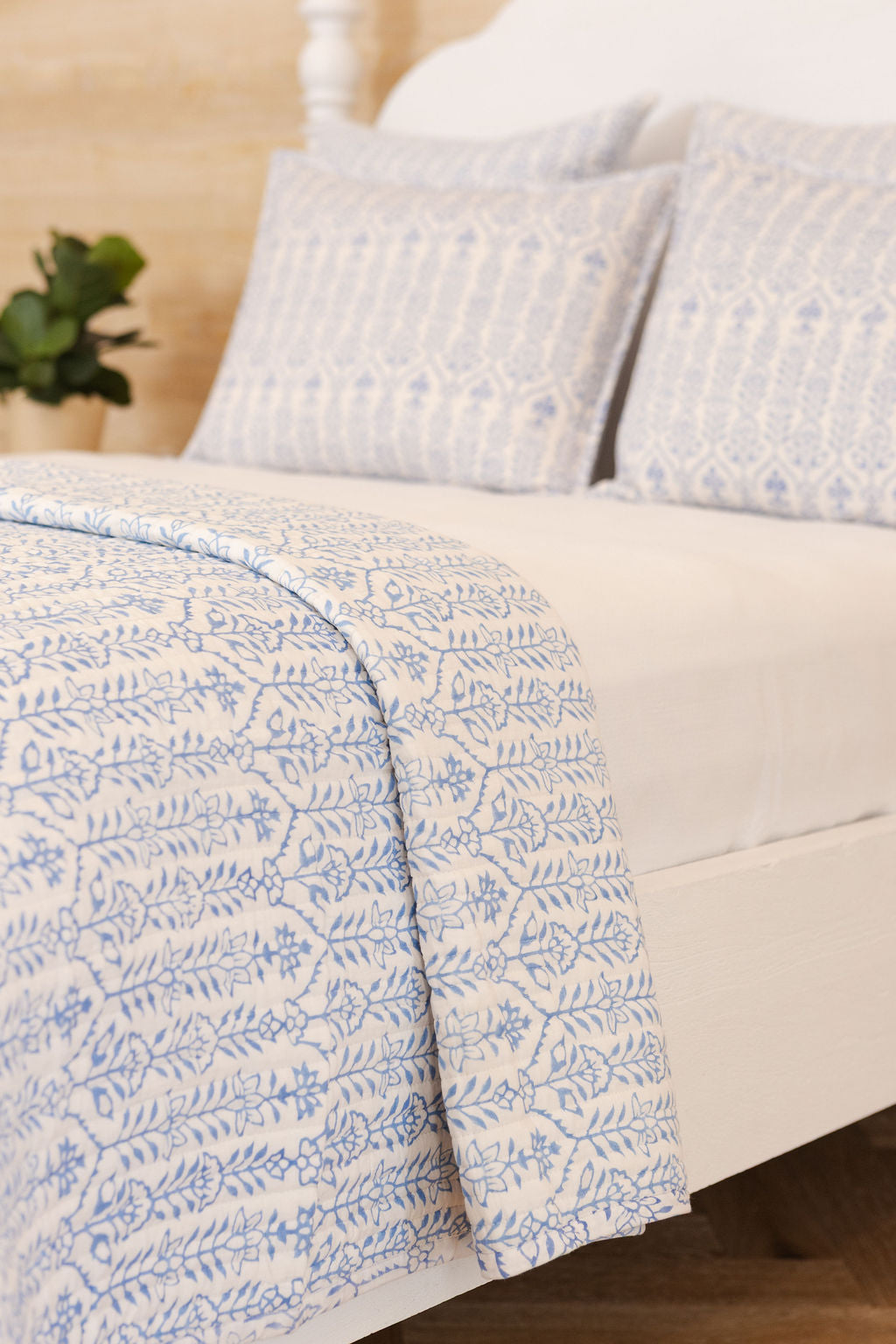 Quilt Flower Row Matilda's Blue