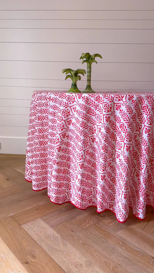 Round Tablecloth 100" Flower Row Berry