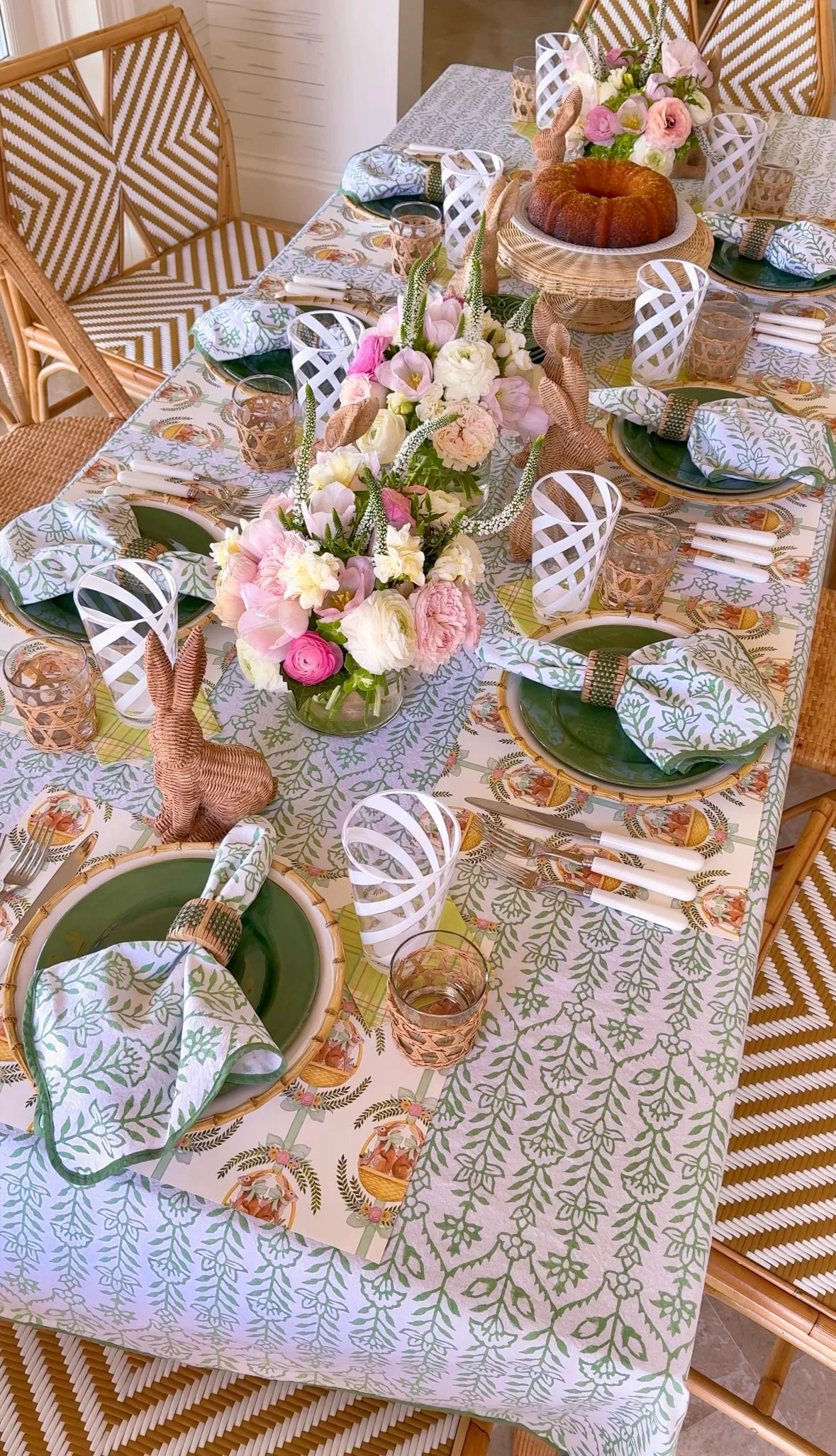 Napkin Flower Row Parakeet Set/4