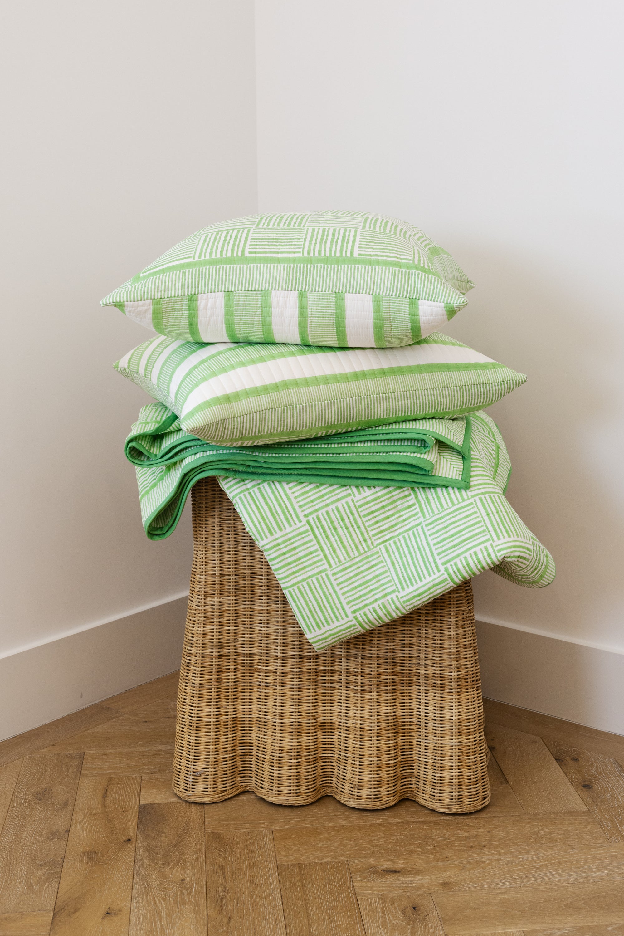 Tate Basket Weave Quilt in Parakeet